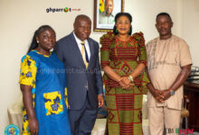 Ebi Bright, Tema Mayor