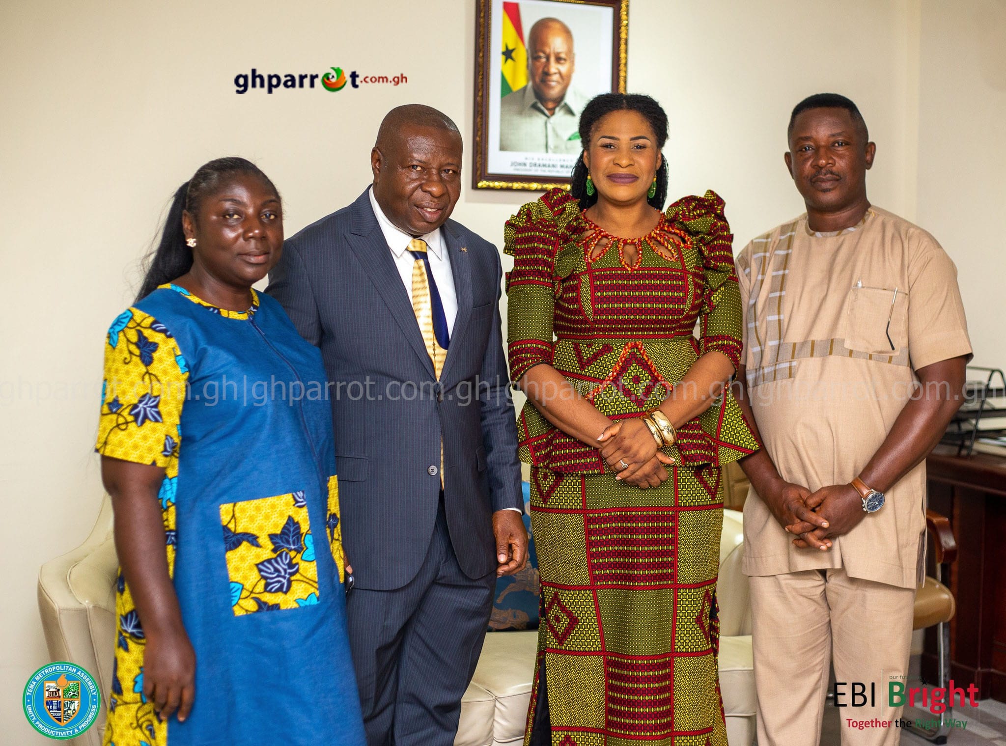 Ebi Bright, Tema Mayor